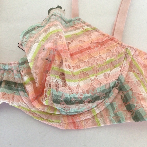 VICTORIAS SECRET BODY BY VICTORIA UNLINED DEMI BRA SIZE 34C NWT - Picture 5 of 16